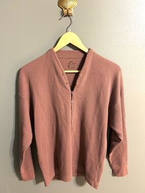 Nike Dri-Fit Mauve Waffle Knit Henley Activewear S